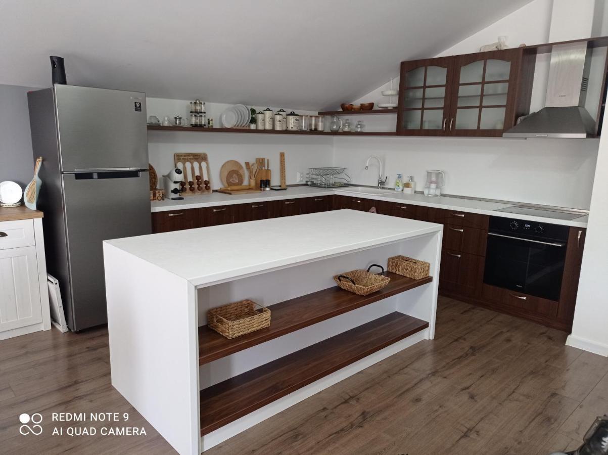 Уютна Къща Apartment Sliven Exterior photo
